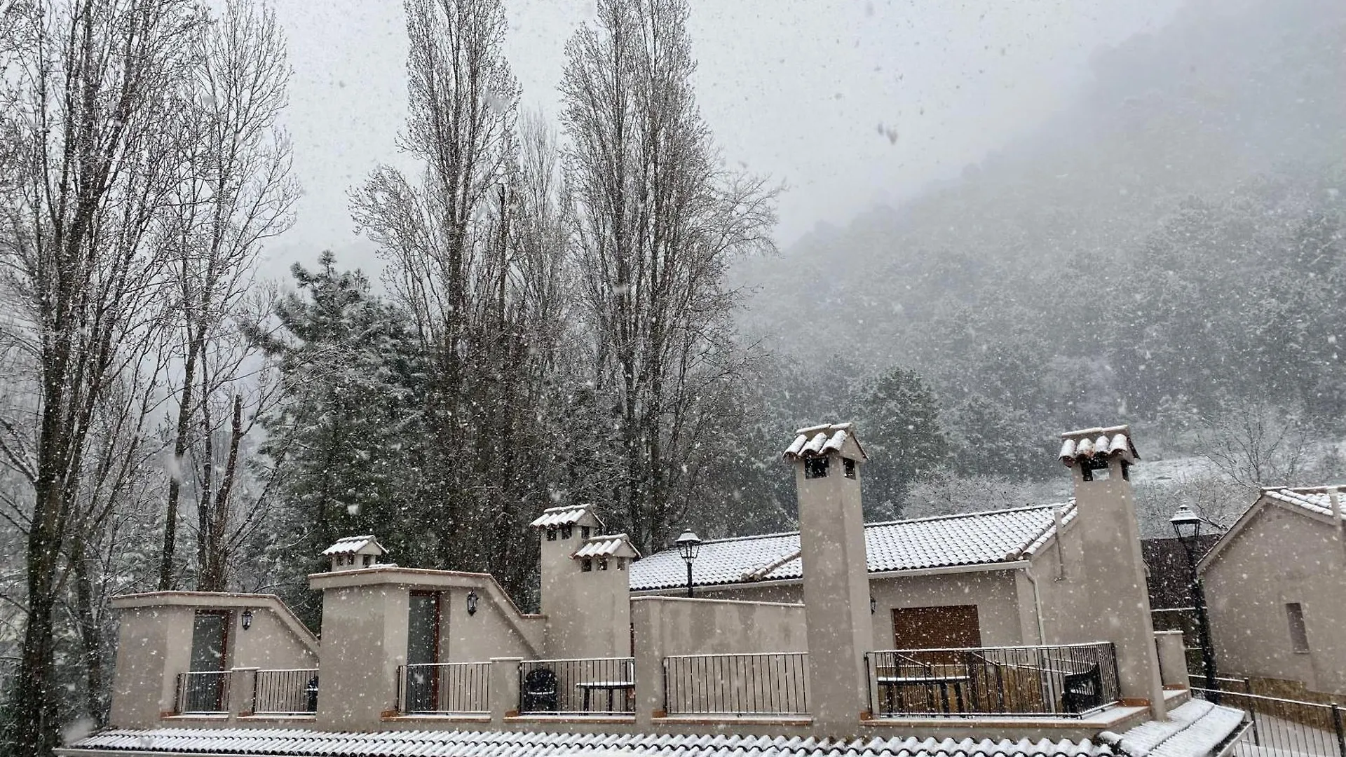 Apartamentos 7 Puentes Sierra Cazorla Las 5 Casas Iguales 버언커